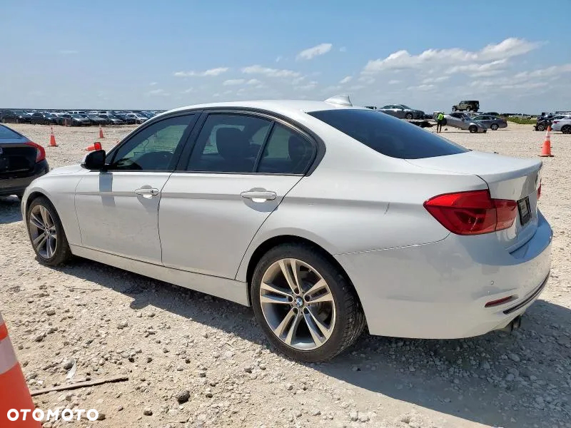 BMW Seria 3 328i Luxury Line - 2