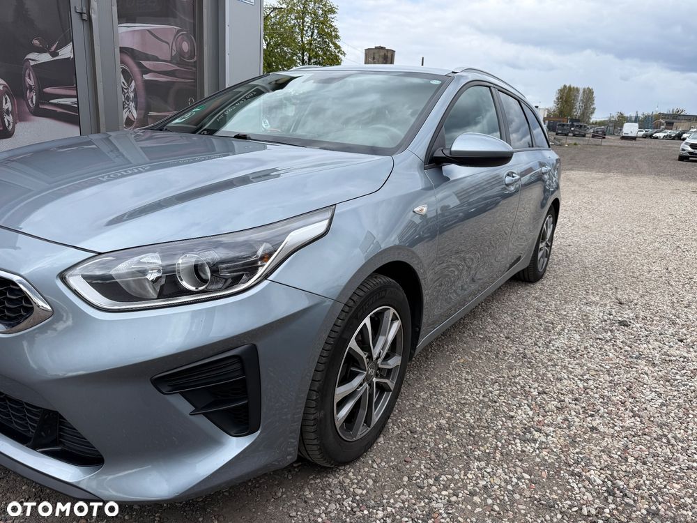 Kia Ceed 1.4 T-GDI L Business Line Plus - 10