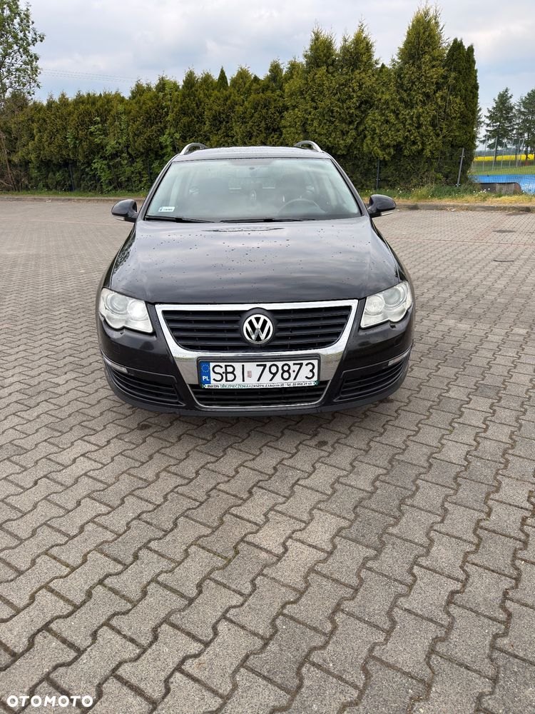 Volkswagen Passat 2.0 TDI DPF Sportline - 2