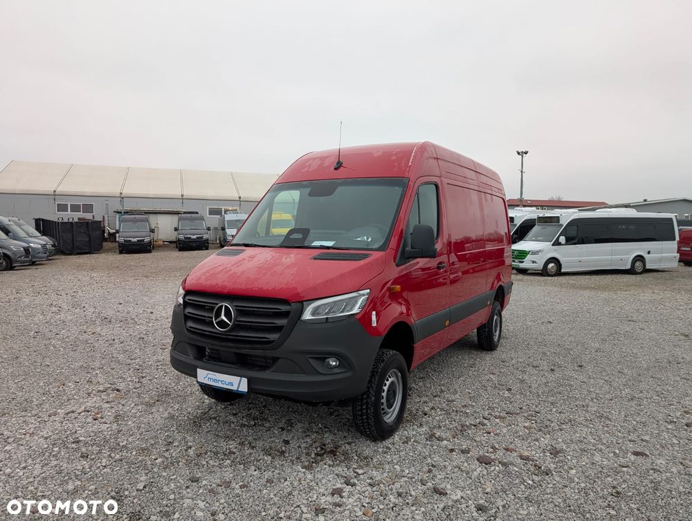 Mercedes-Benz Sprinter 319 - 11