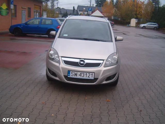 Opel Zafira - 3