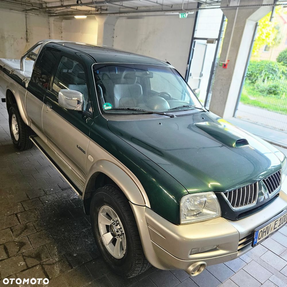 Mitsubishi L200 Pick Up 4x4 Intense Club Cab - 22