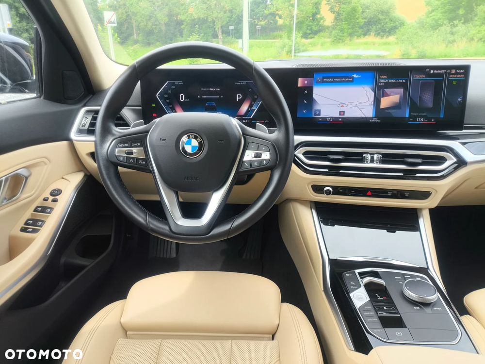 BMW Seria 3 320i - 24