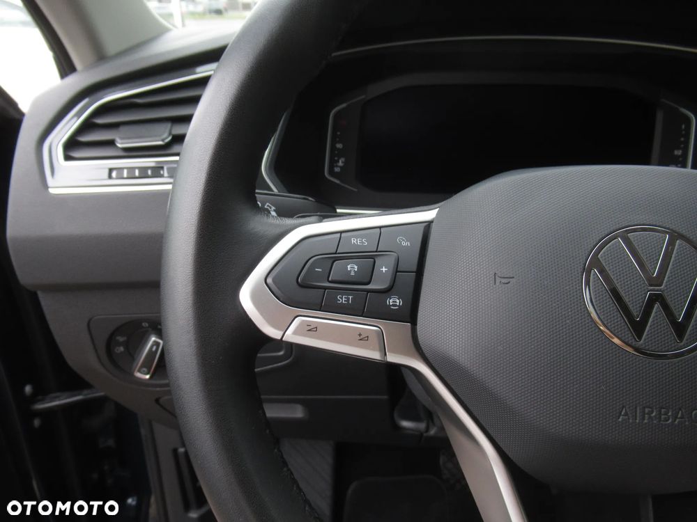 Volkswagen Tiguan 2.0 TSI 4Mot Elegance DSG - 15
