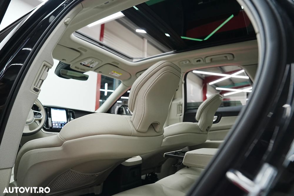 Volvo XC 60 Recharge T6 Twin Engine eAWD Inscription Expression - 18