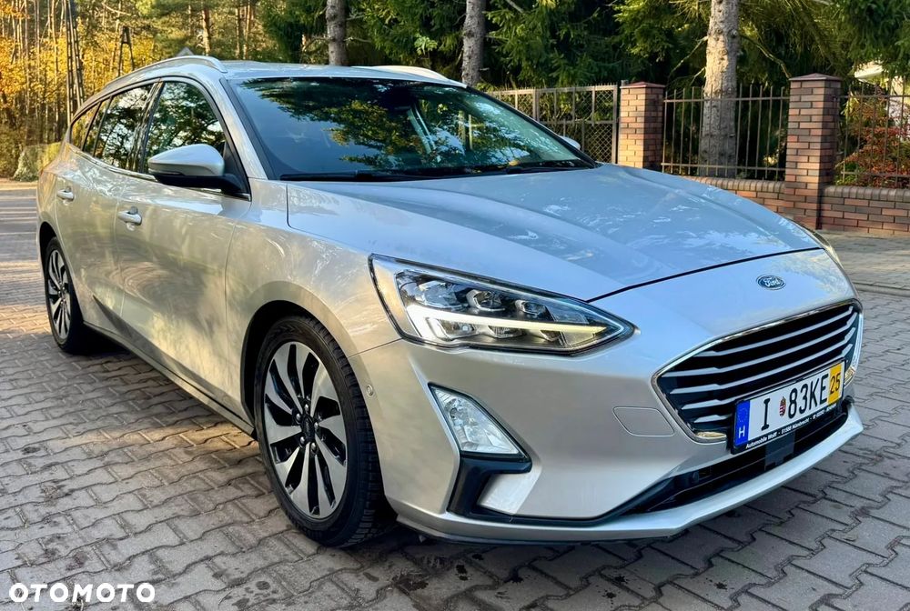 Ford Focus Turnier 1.5 EcoBlue Start-Stopp-System TITANIUM - 8