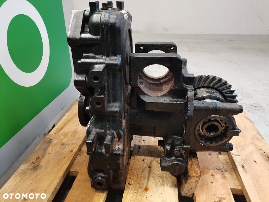 Środek mostu Weidemann T 6027 {12X32 Carraro 26.16} - 5