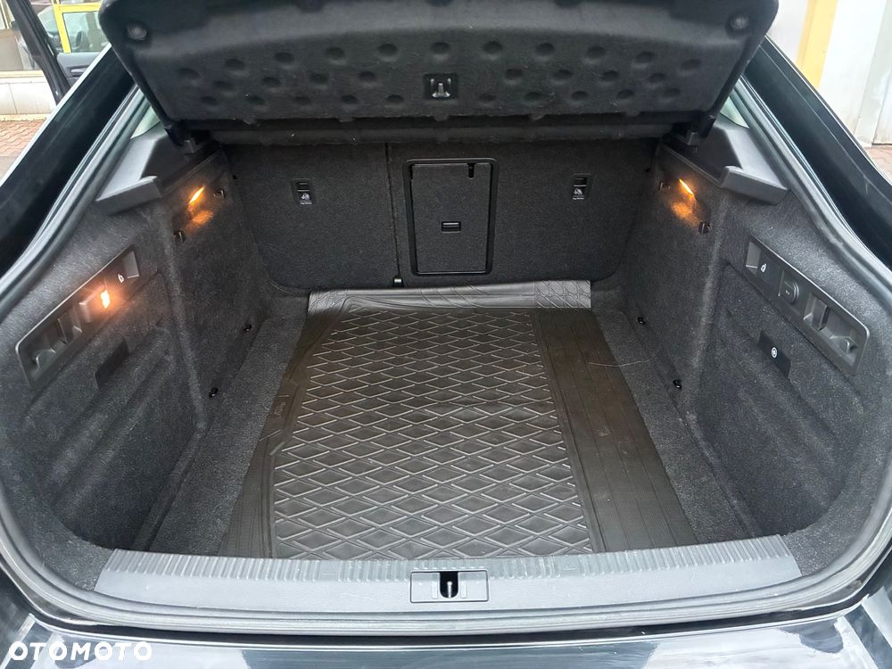 Skoda Superb 2.0 TDI 4x4 L&K DSG - 28