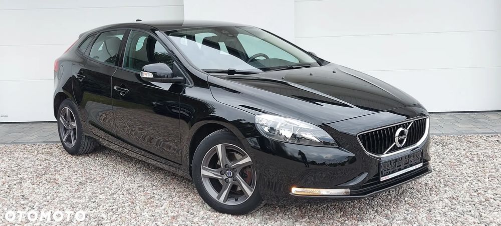 Volvo V40 - 2