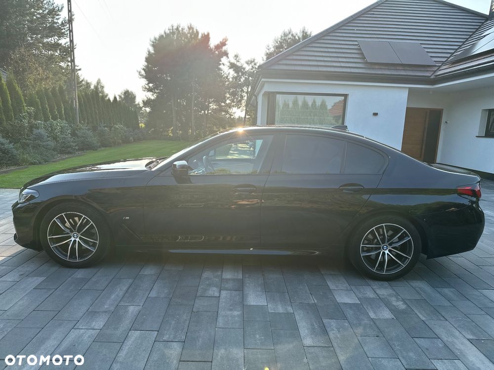 BMW Seria 5 520d xDrive - 3