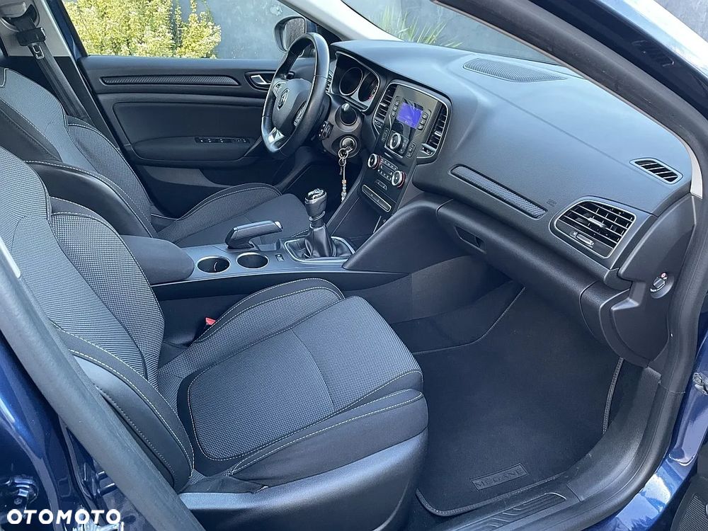 Renault Megane 1.5 dCi Intens - 24