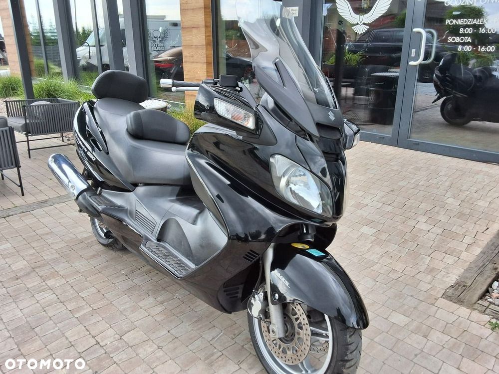 Suzuki Burgman - 7