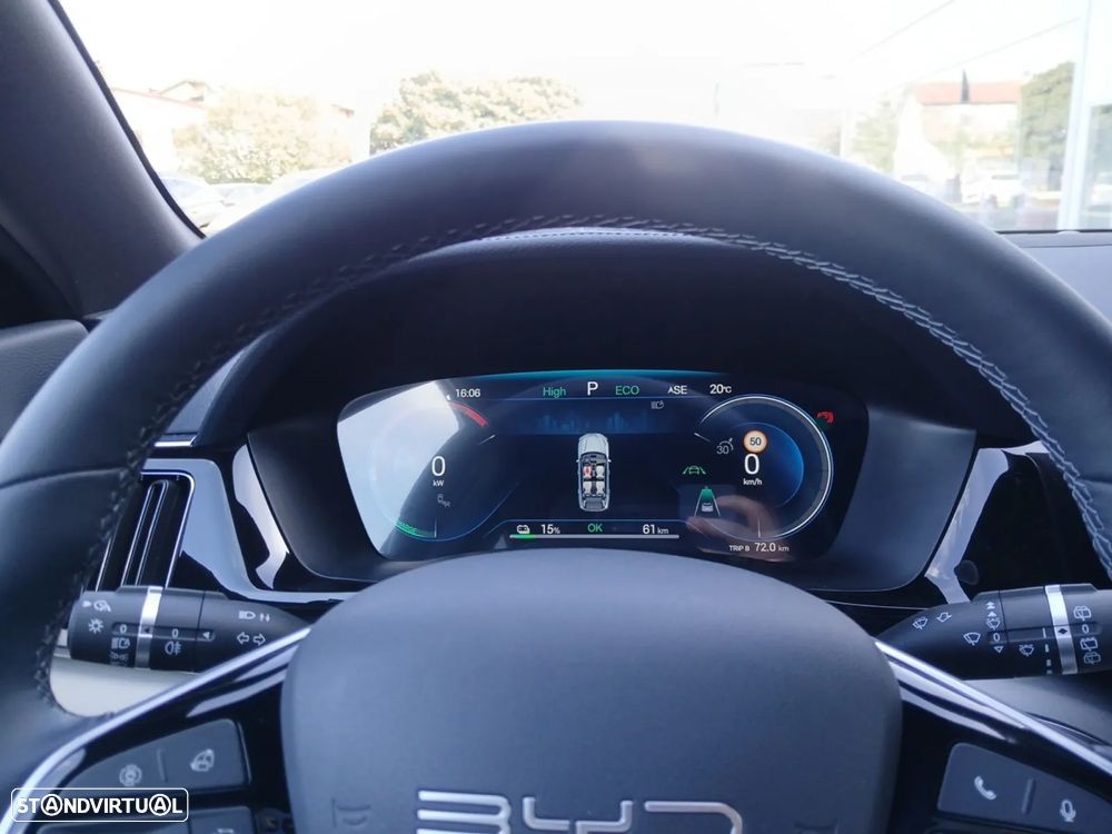 BYD Seal U 71.8 kWh Comfort - 13