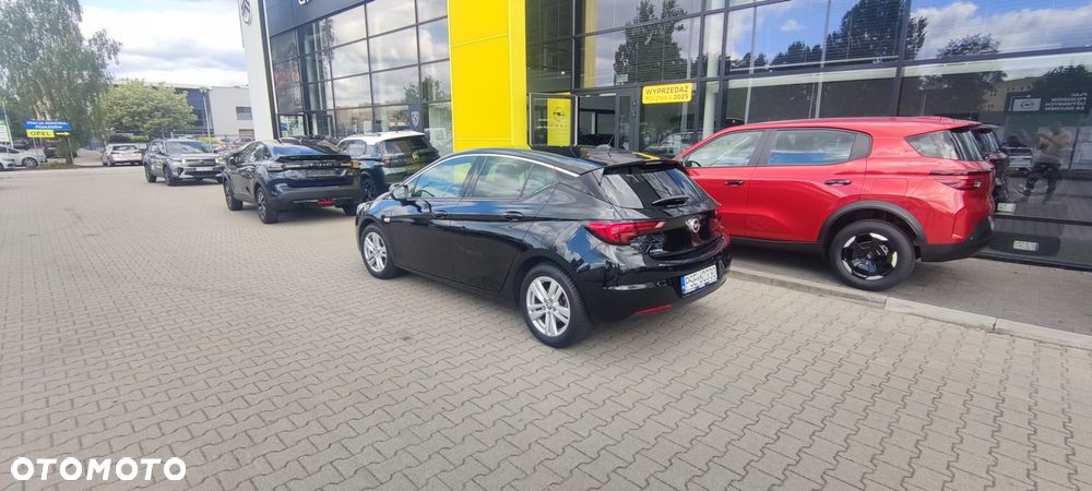 Opel Astra 1.2 T Elegance S&S - 2