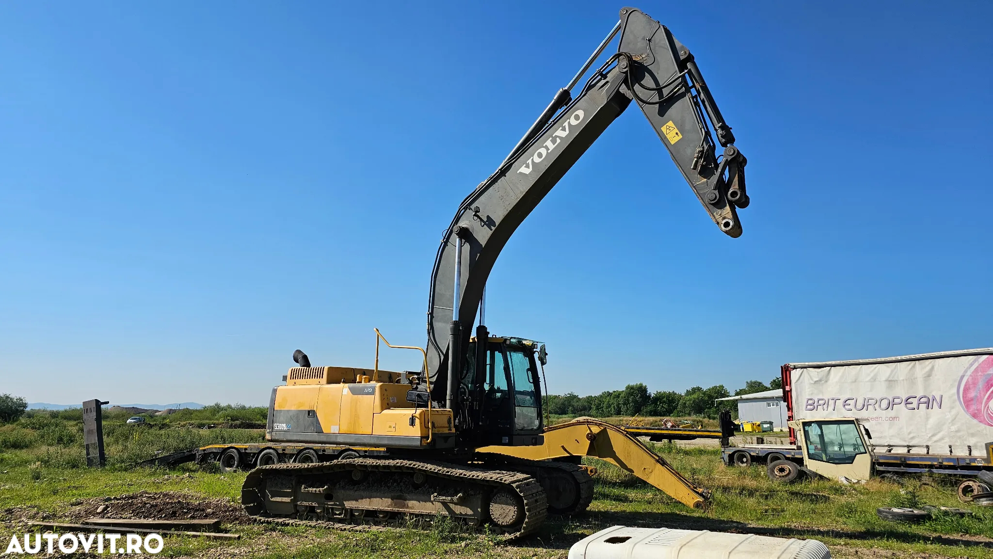Volvo EC 300 Excavator pe senile - 8