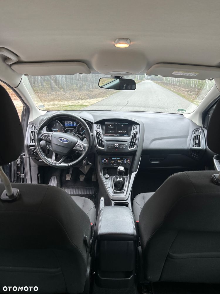Ford Focus - 9