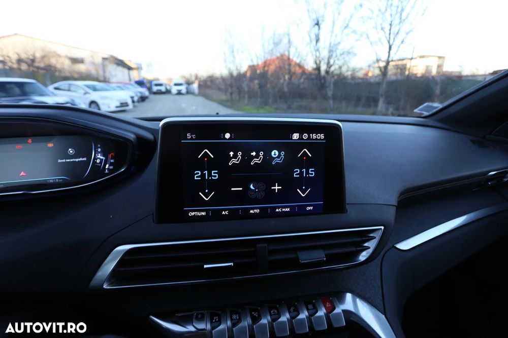 Peugeot 3008 1.2 PureTech Turbo S&S GT-Line - 16