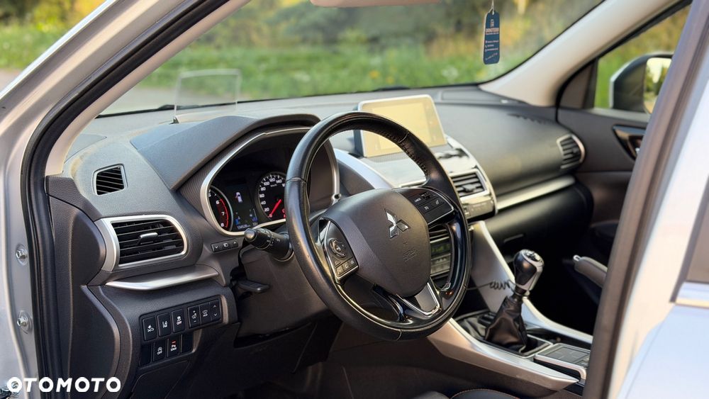 Mitsubishi Eclipse Cross 1.5 T Intense - 28
