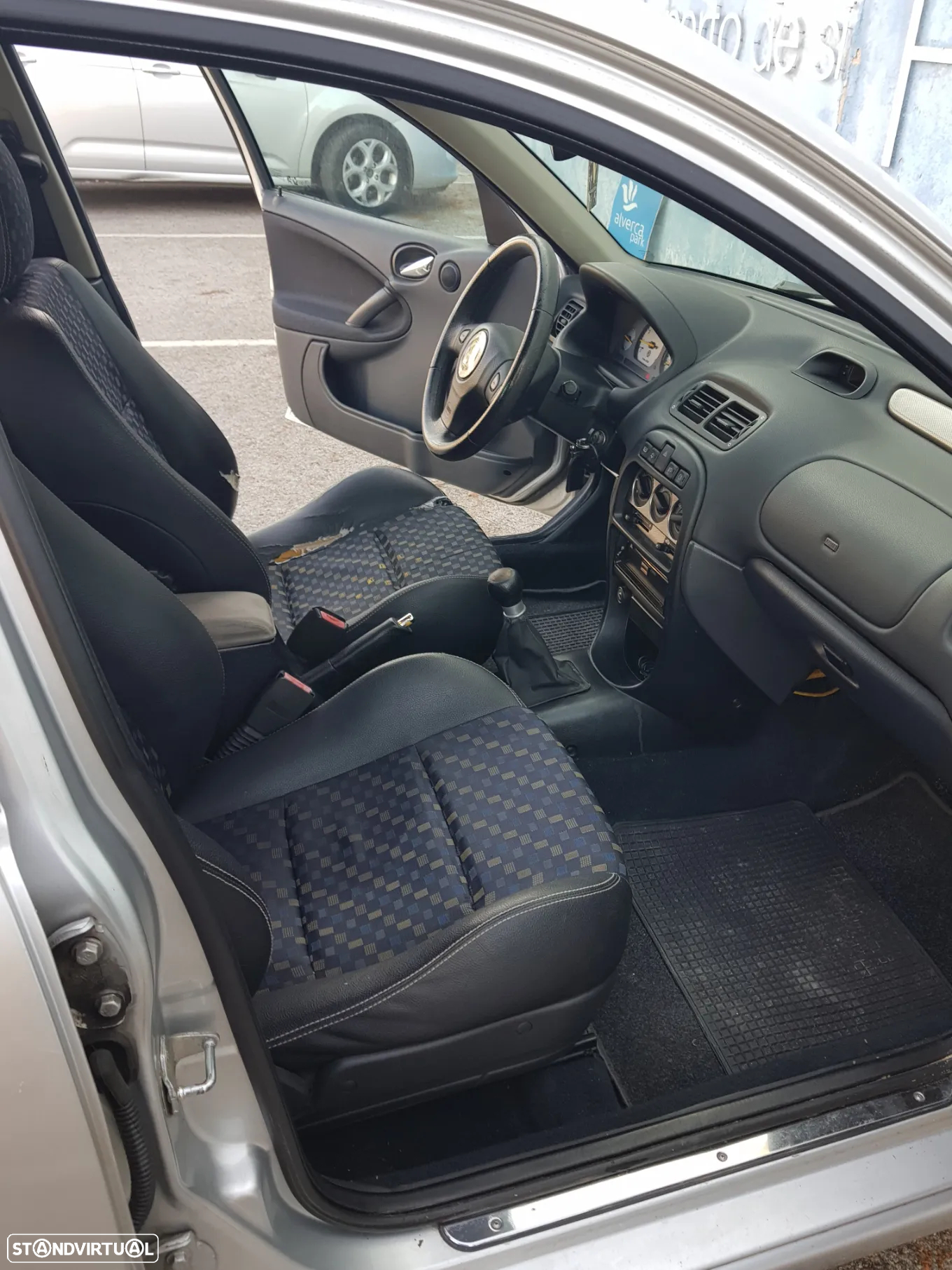 MG ZR 105 Entry - 8