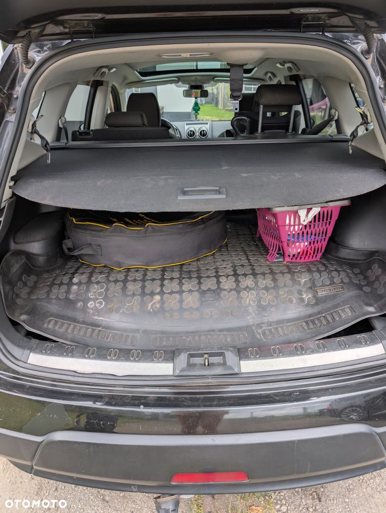 Nissan Qashqai+2 - 10