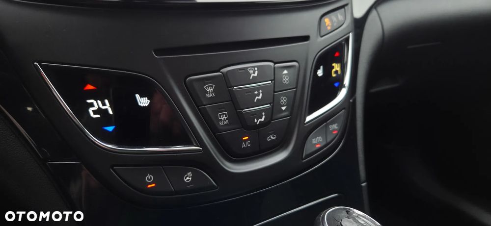 Opel Insignia 2.0 CDTI Cosmo - 29