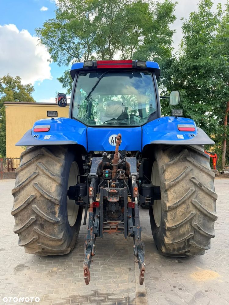 New Holland T8020 - 12