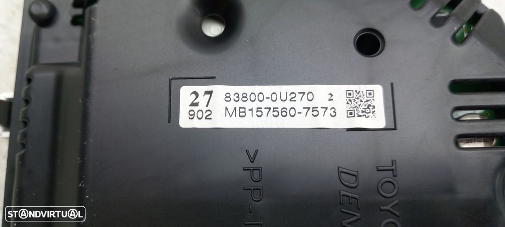 Quadrante / painel de instrumentos TOYOTA Yaris (_P13_) - 4