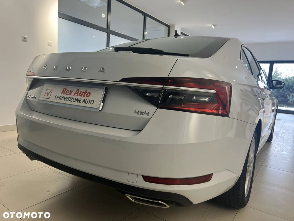 Skoda Superb 2.0 TSI 4x4 Ambition DSG - 8