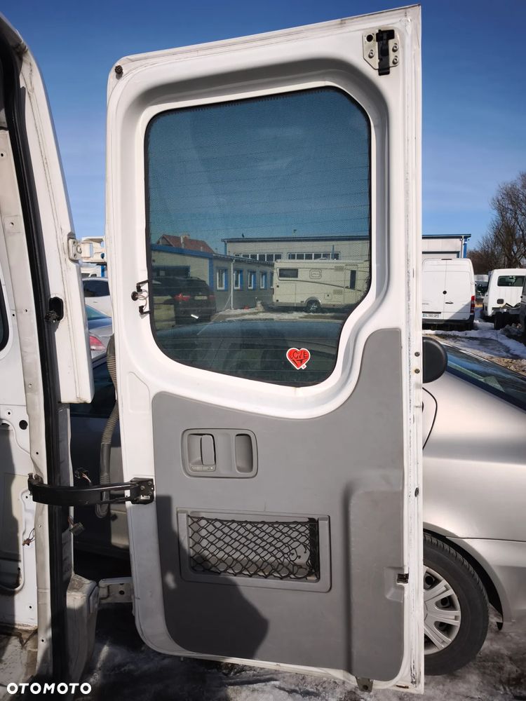 Drzwi z szybą tył tylne lewe prawe Mercedes-Benz Sprinter w906 niskie L1 białe VW Crafter I 06-18r - 6