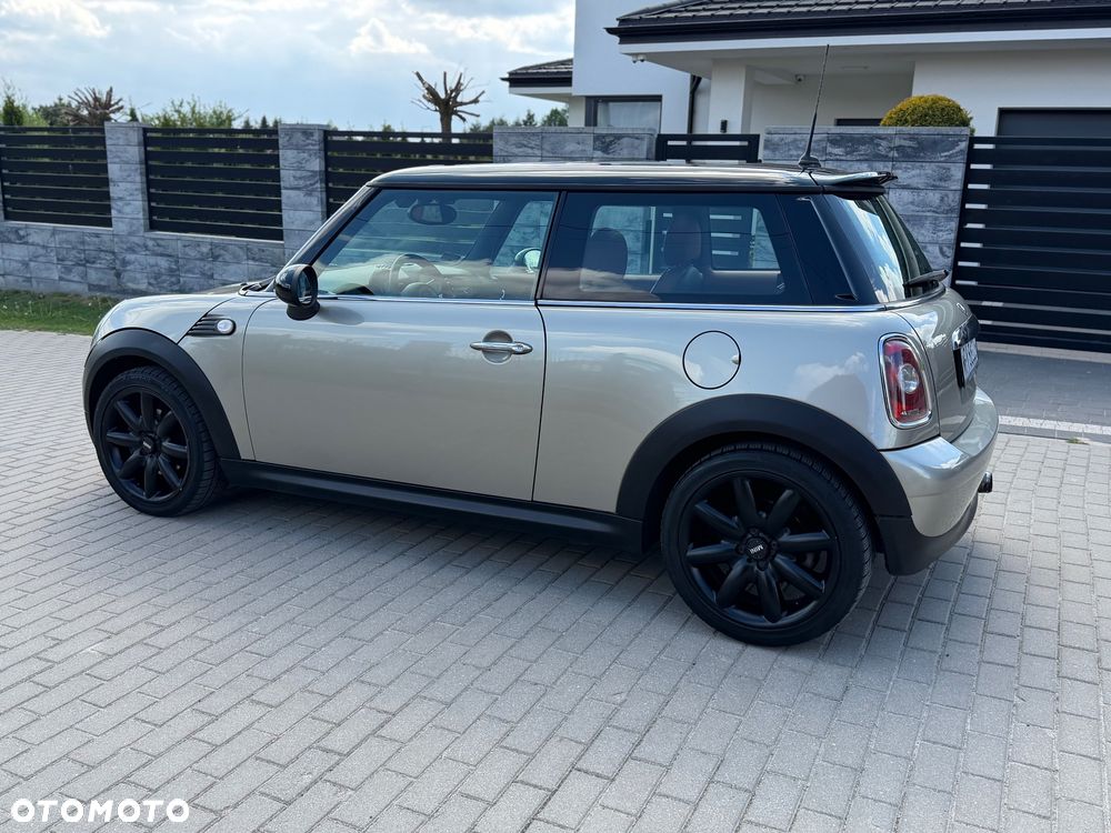 MINI Cooper 50 Mayfair - 5