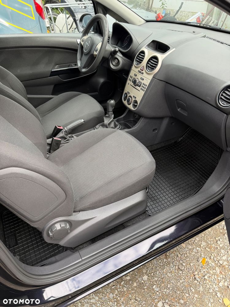 Opel Corsa - 13