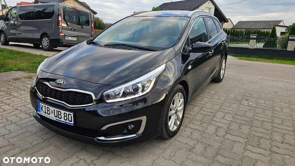 Kia Ceed SW 1.6 CRDi Platinum Edition - 4