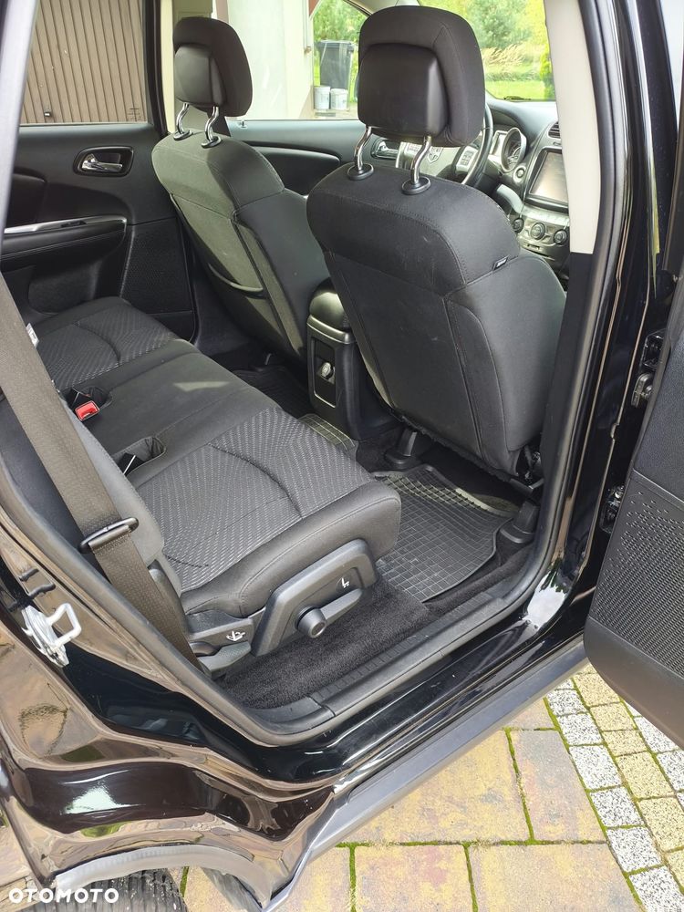 Dodge Journey - 11