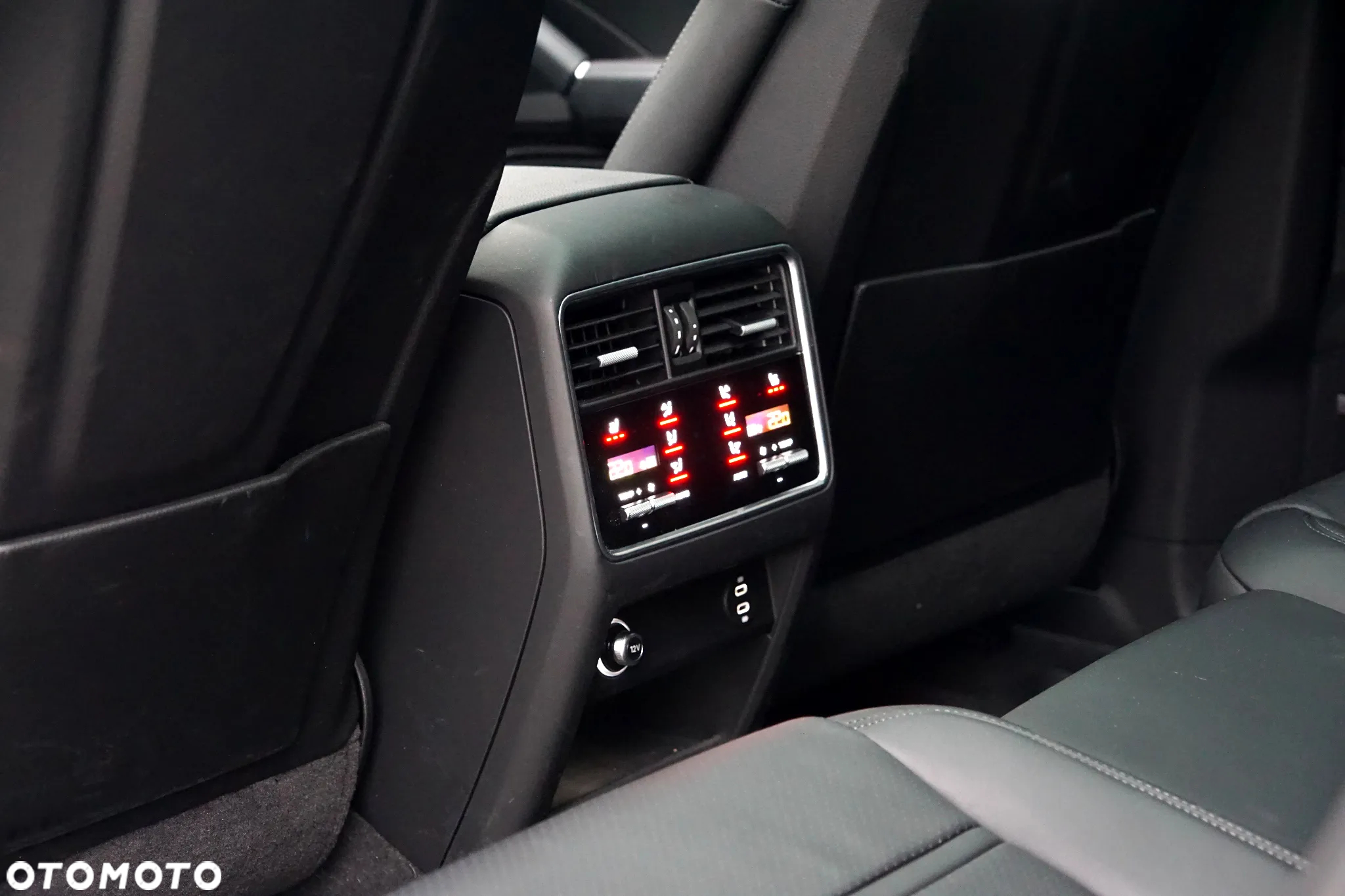Porsche Cayenne Coupe - 30