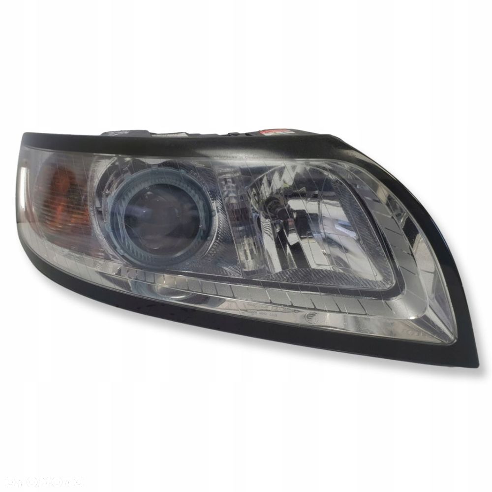LAMPA PRAWA Volvo S40 II V50 LIFT PRZEDNIA PRAWY PRZÓD europa 31265699 - 1