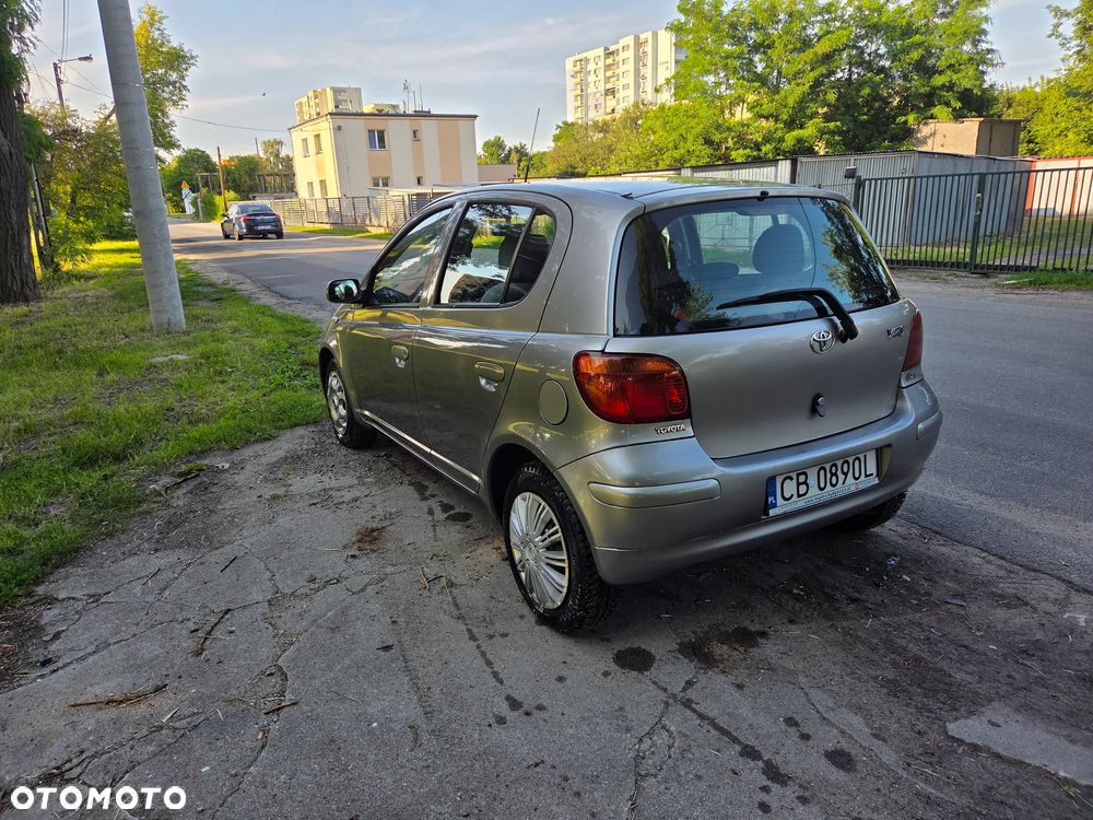 Toyota Yaris 1.4 D-4D Sol - 5