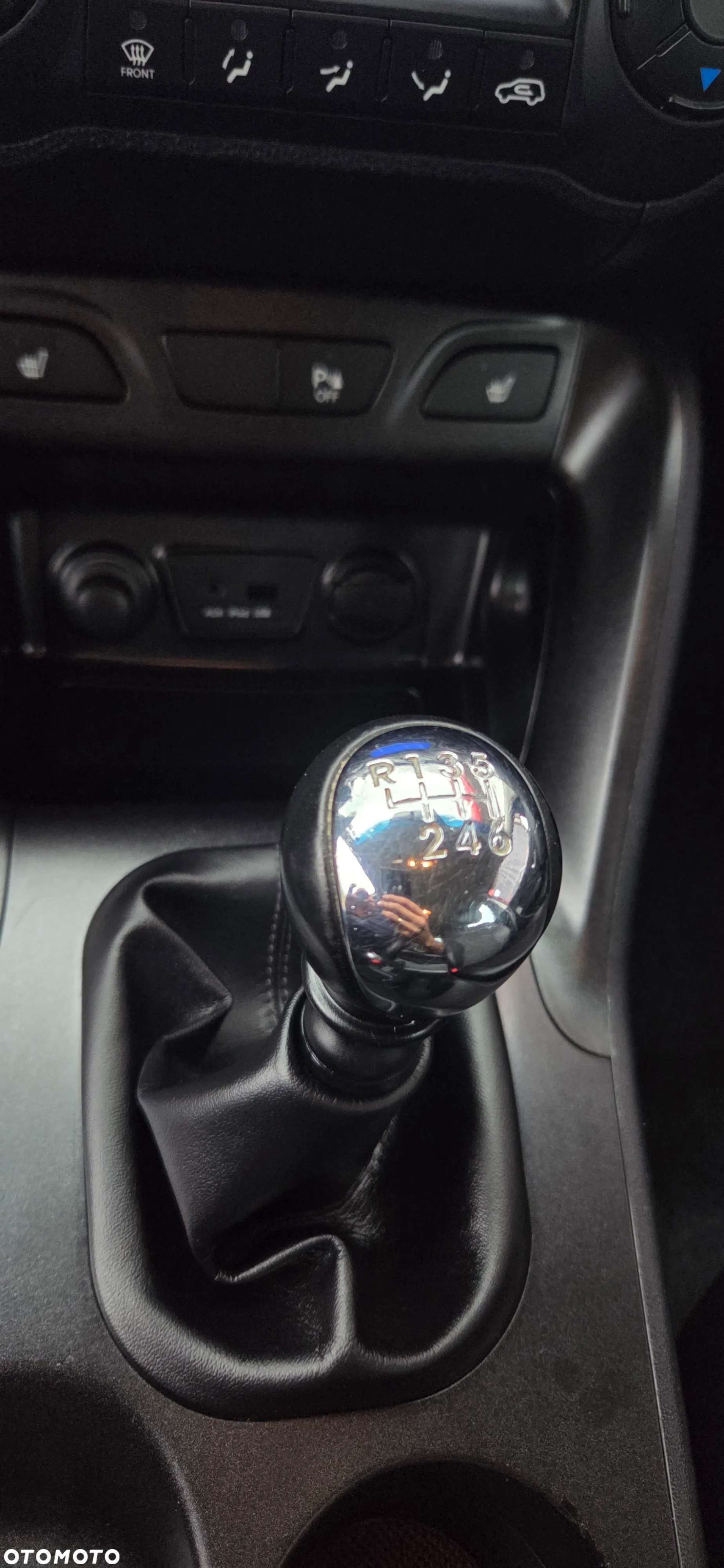 Hyundai ix35 1.6 GDI Premium 2WD - 27