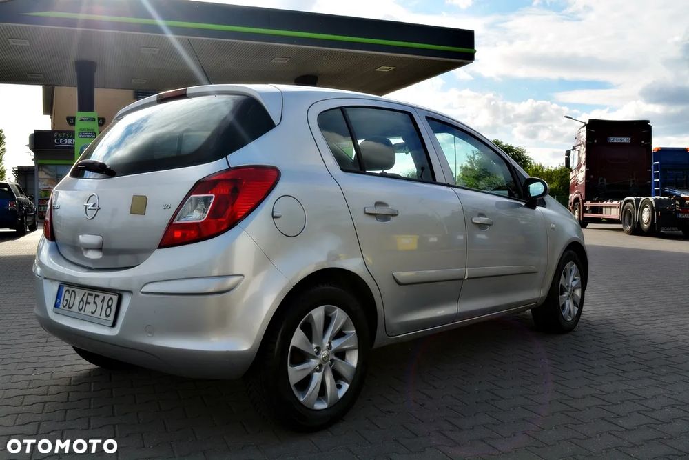 Opel Corsa 1.4 16V Catch me - 5