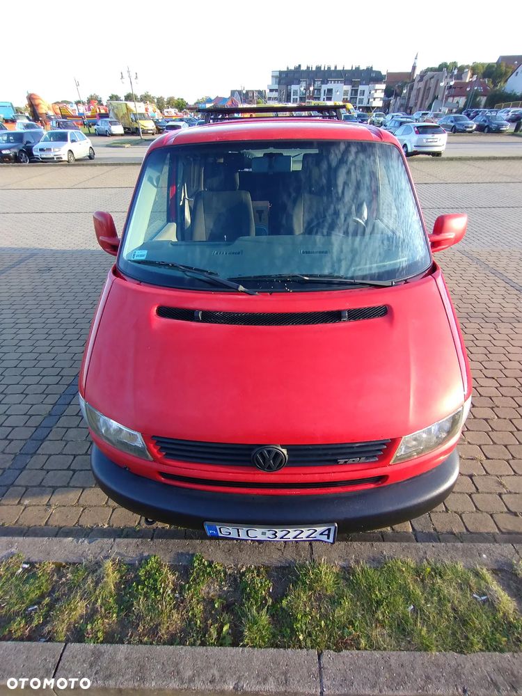 Volkswagen Multivan - 13