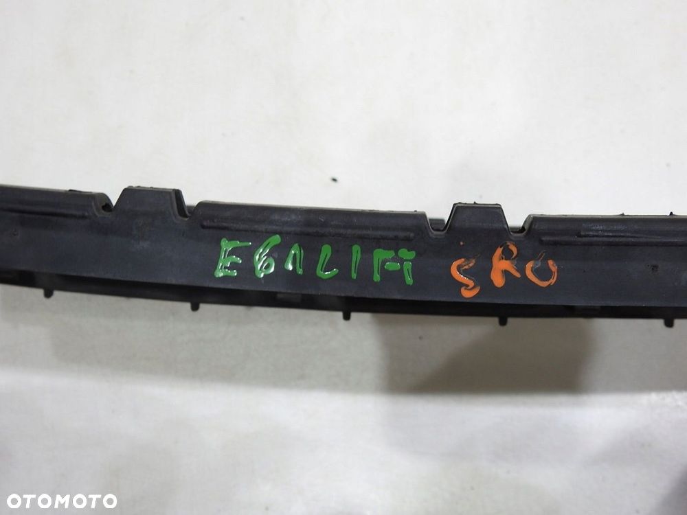 KRATKA ZDERZAKA ŚRODKOWY PRZÓD BMW E60 E61 LIFT - 6