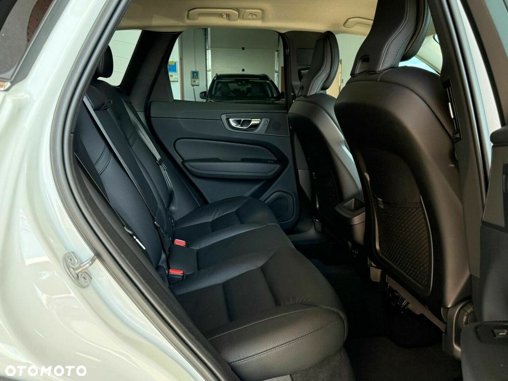 Volvo XC 60 - 13