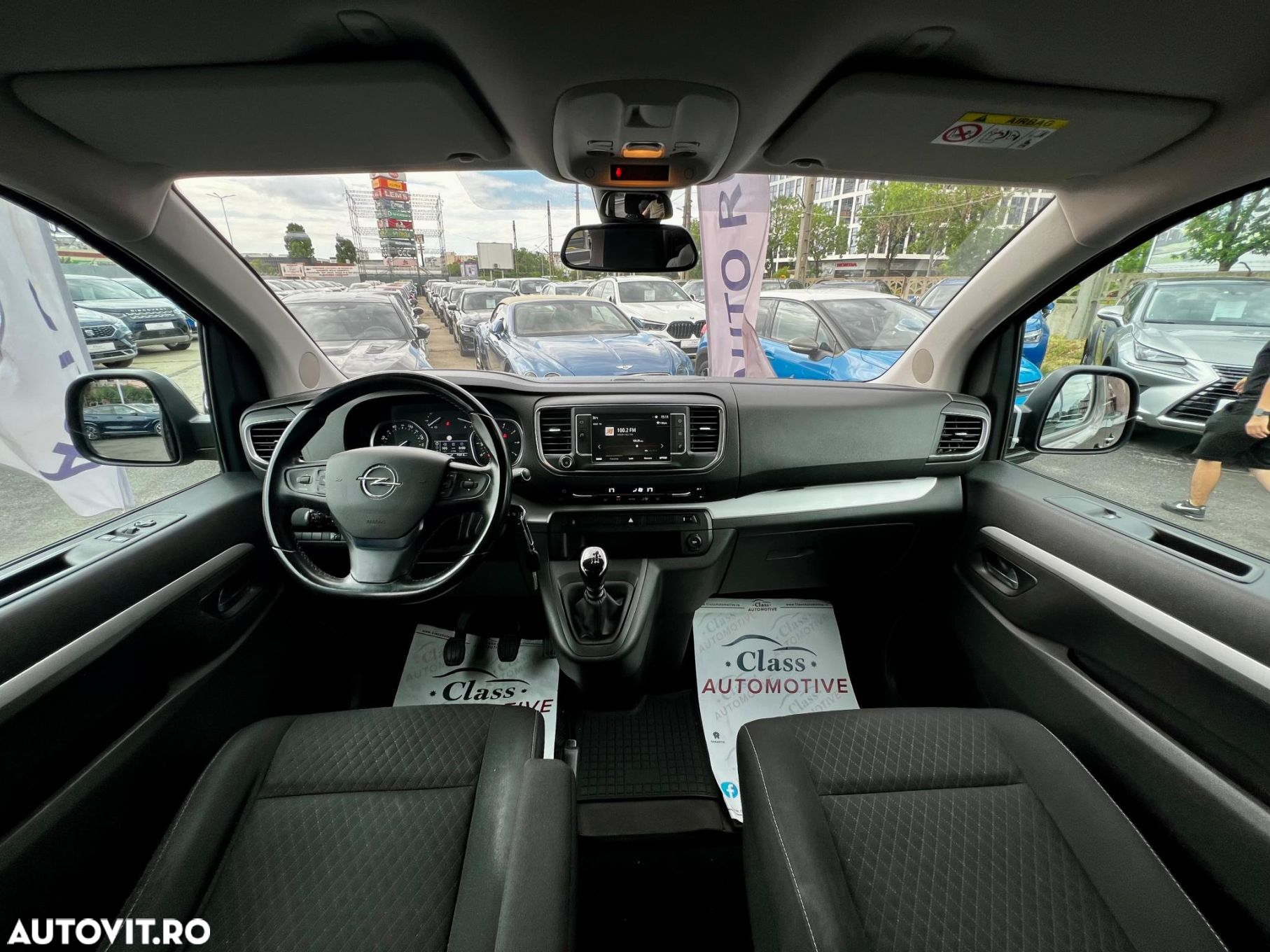 Opel vivaro - 4