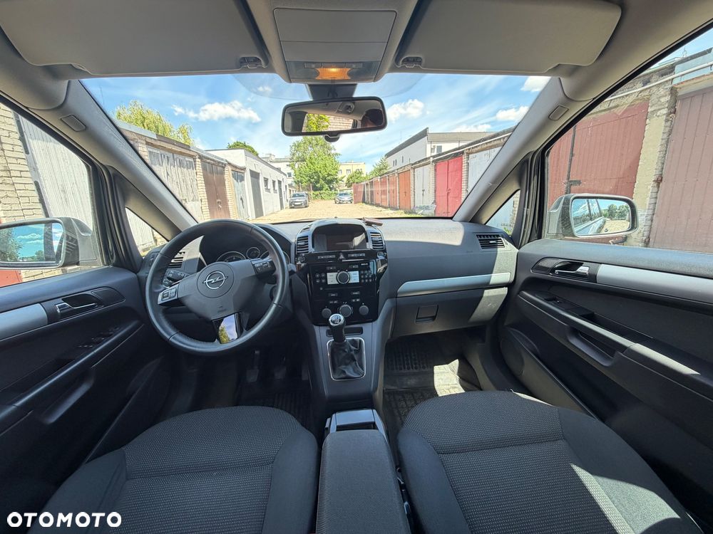 Opel Zafira 1.7 CDTI - 12