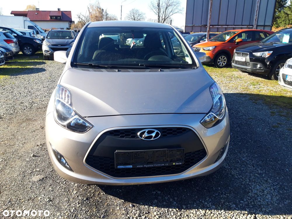 Hyundai ix20 1.4 blue - 11