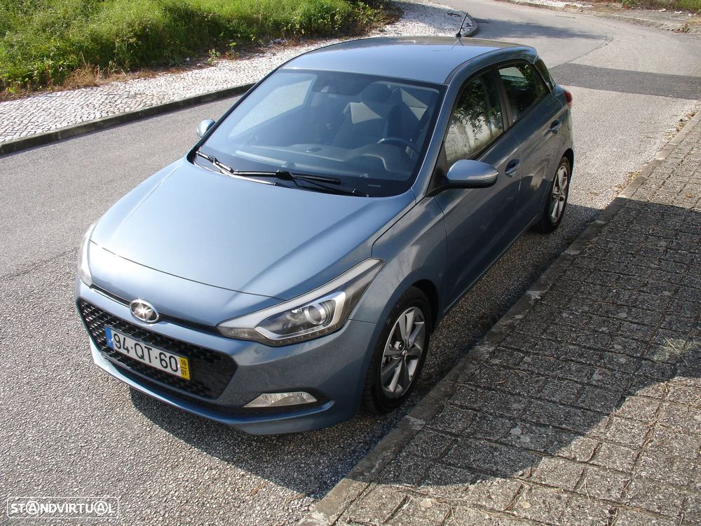 Hyundai i20 1.1 CRDi LED - 19