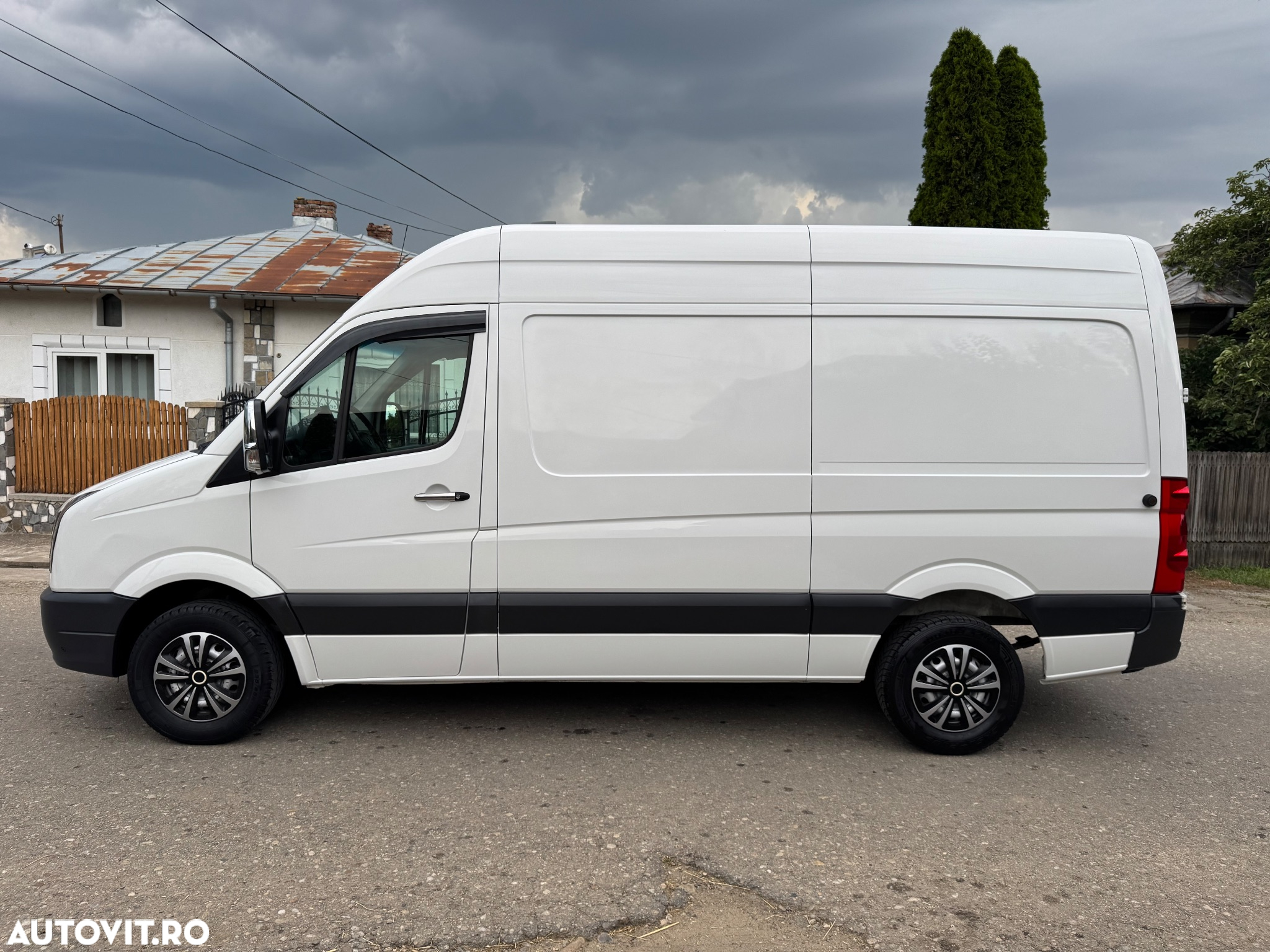 Volkswagen Crafter - 14