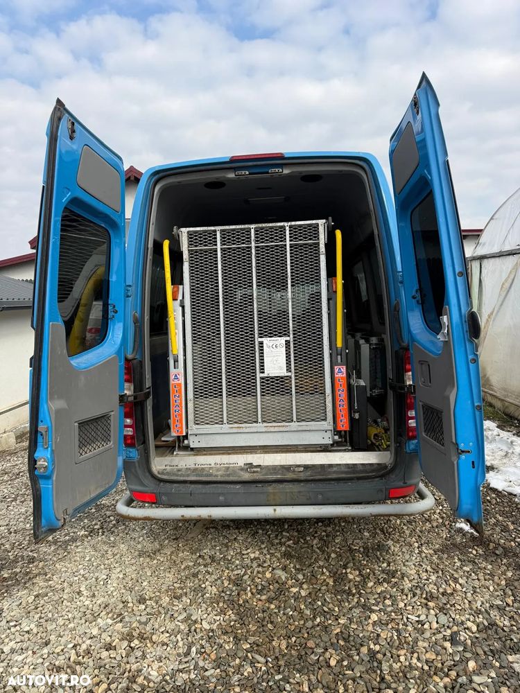 Mercedes-Benz Sprinter - 7