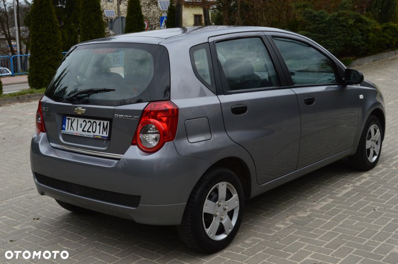 Chevrolet Aveo - 2