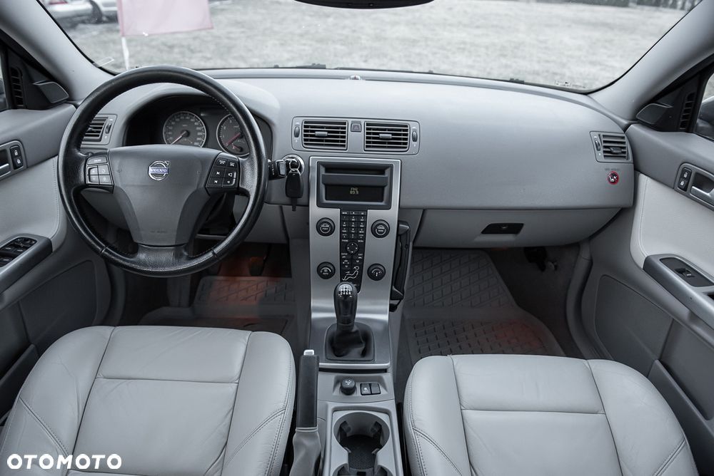 Volvo V50 T5 Momentum - 6