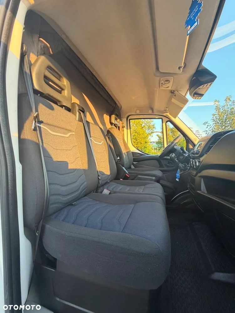 Iveco 35S16 - 16